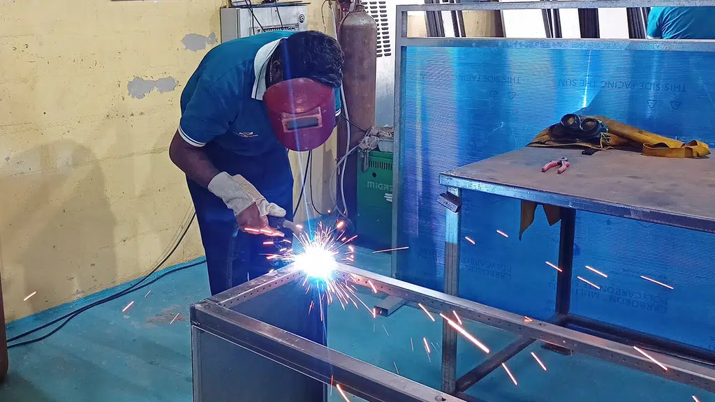 Metalfitt Enclosure Systems