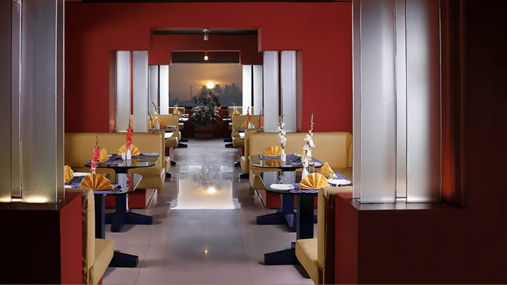 Club 7 Mall & Hotel