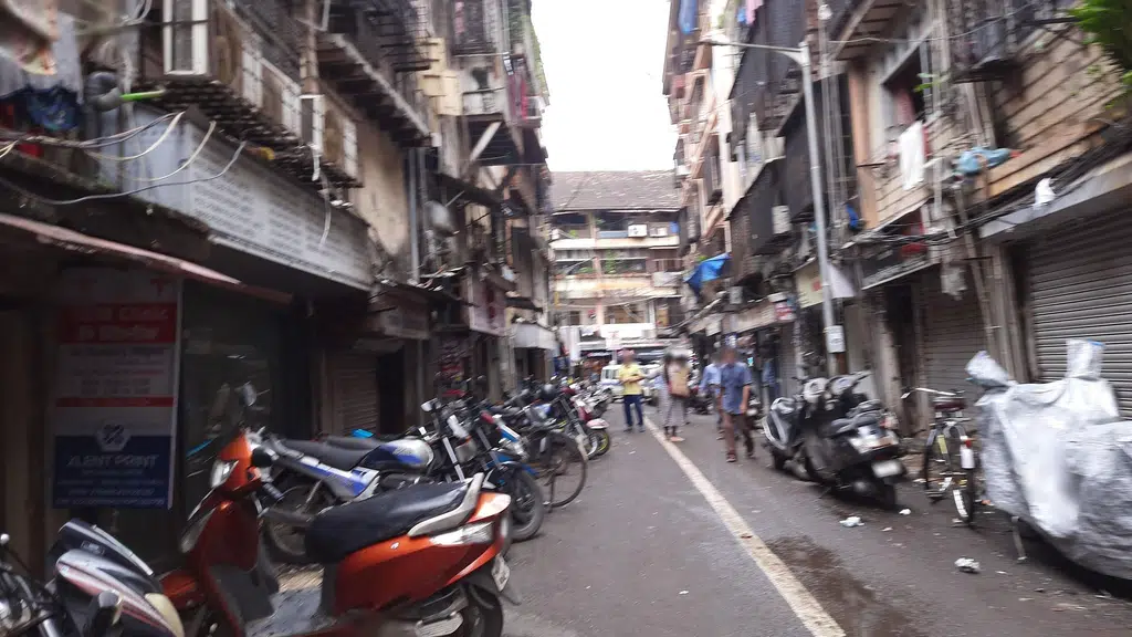 Kasam Moti Building