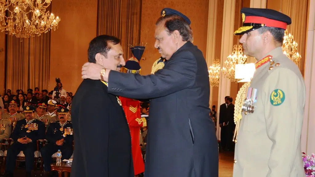 Dr Jamal Nasir
