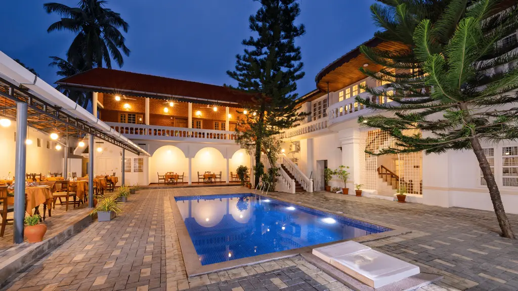Hotel Abad