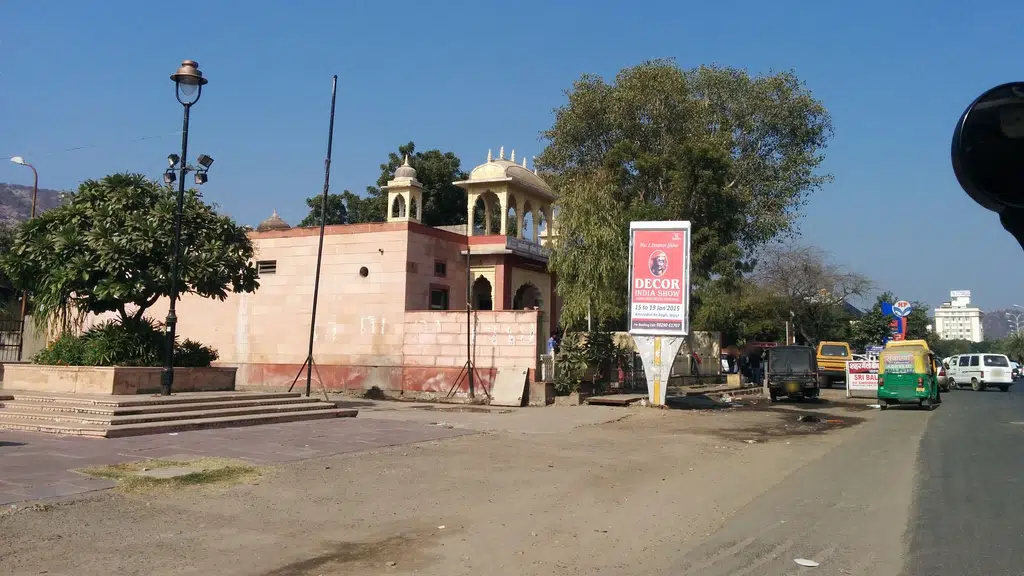 Jaipur Blue Pottery and Marble Handicraft