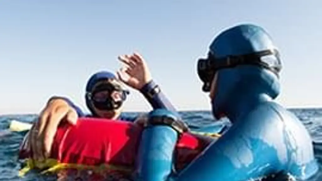 Island Divers