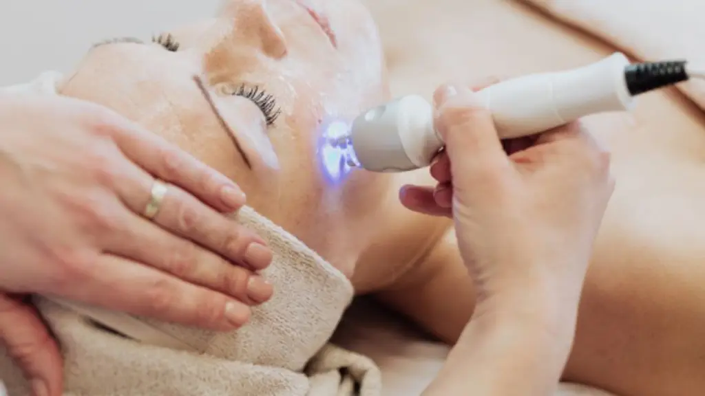 Glowroots Hair & Skin Clinic