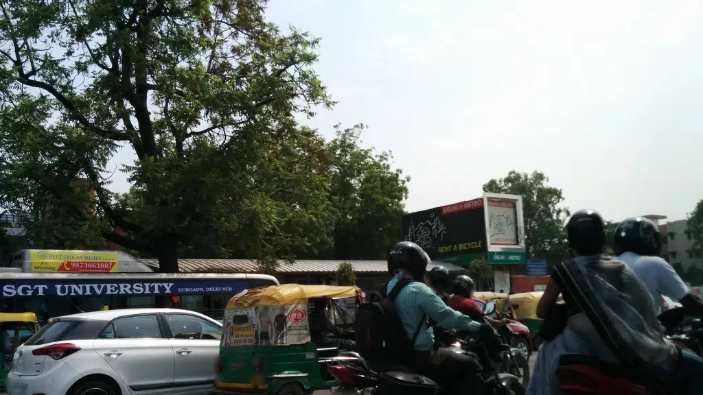 Hauz Khas | हौज खास Metro Station