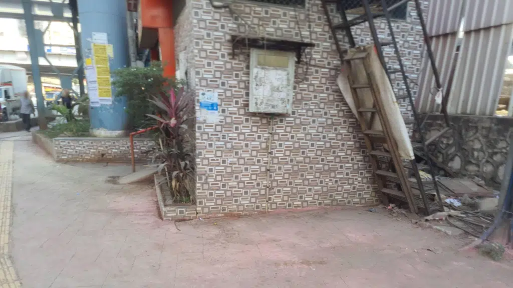 Deepa Restaurant and Bar