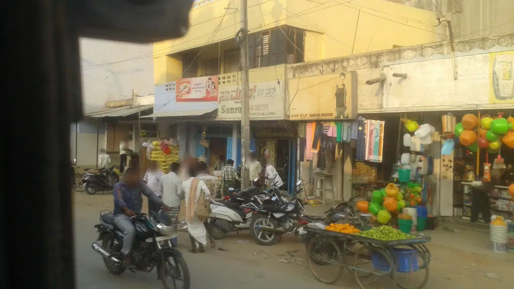 Mahadev Kirani Stores