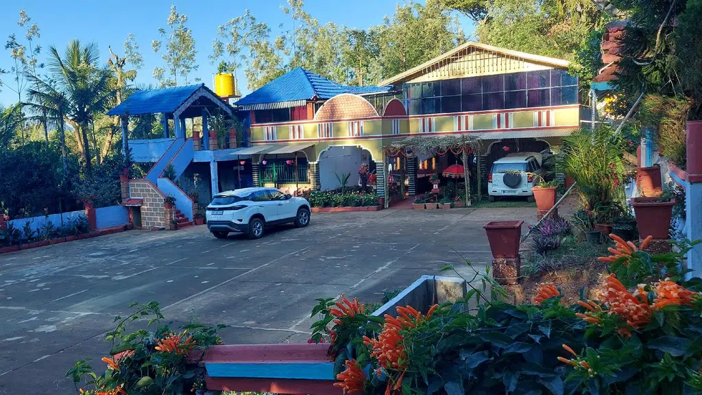 Suraksha homestay