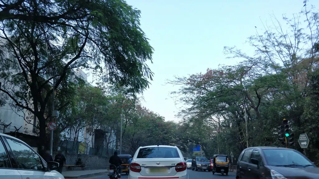 Laxmii Forex Law College Rd Pune Branch / लक्ष्मी फॉरेक्स लॉ कॉलेज रोड पुणे शाखा