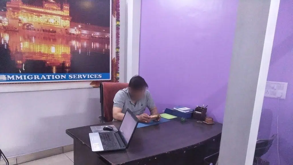 The Harry's Visa Consultant