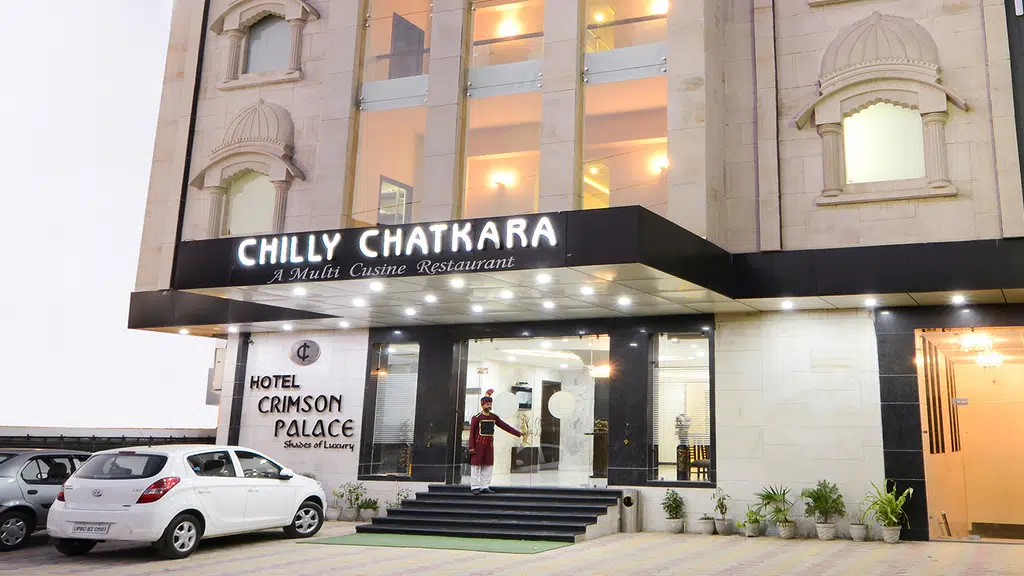 Hotel Crimson Palace