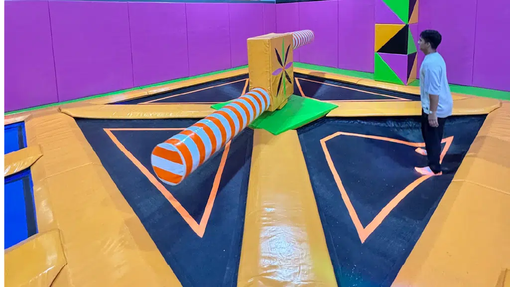 SkyJumper Kids - Metro World Mall Gurugram