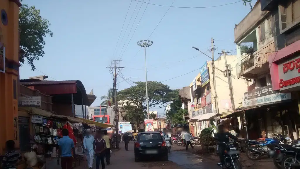 KCC Bank Circle
