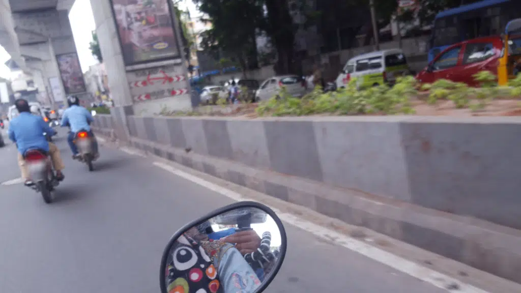 Lakdikapool MMTS parking