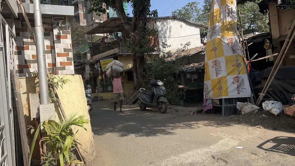 Kirandevi Saraf Institute