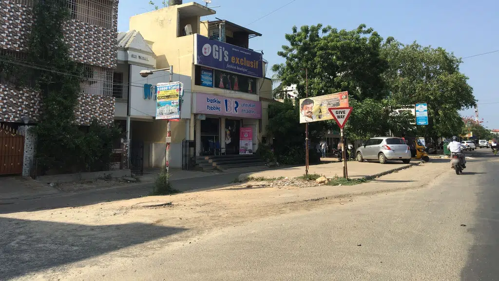 Tambaram Bus Stand Parking