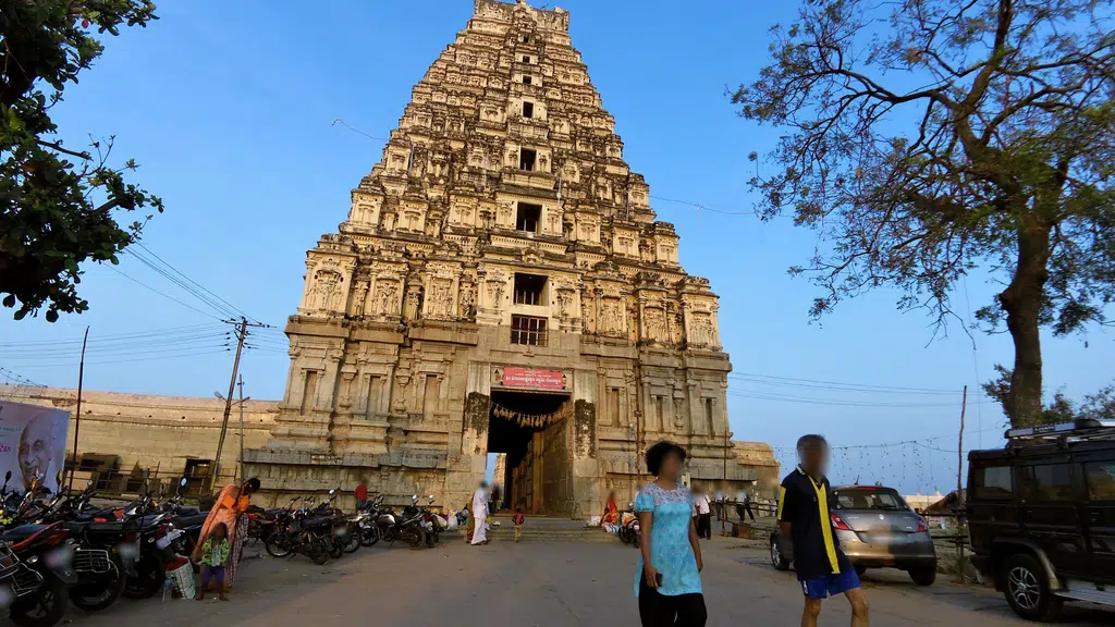 Hampi Tourist Guide Service