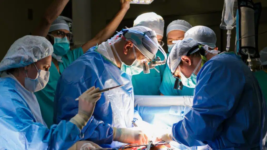 Dr. Pankaj Gupta, Best Orthopaedic Doctor in Agra / Knee, Hip Replacement Surgeon in Agra