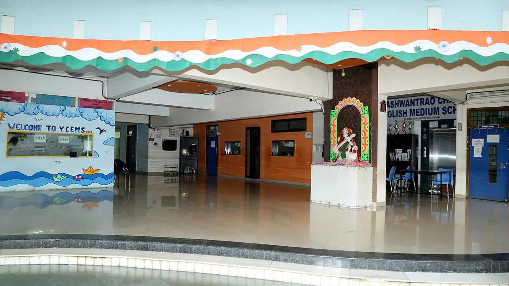Yashwantrao Chavan English Medium School