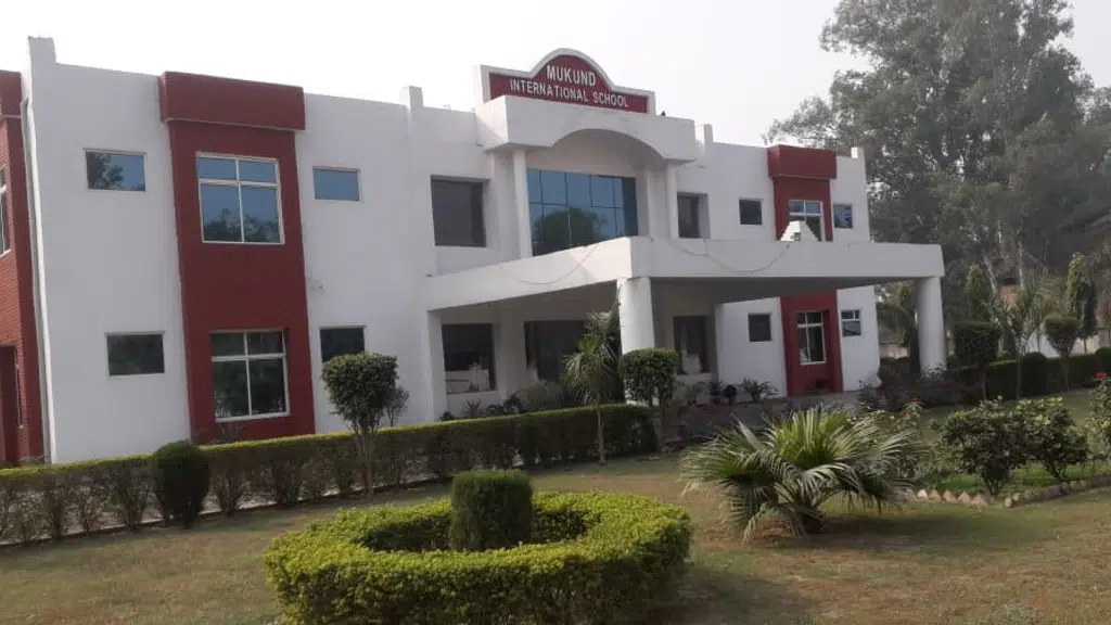 Mukund International School