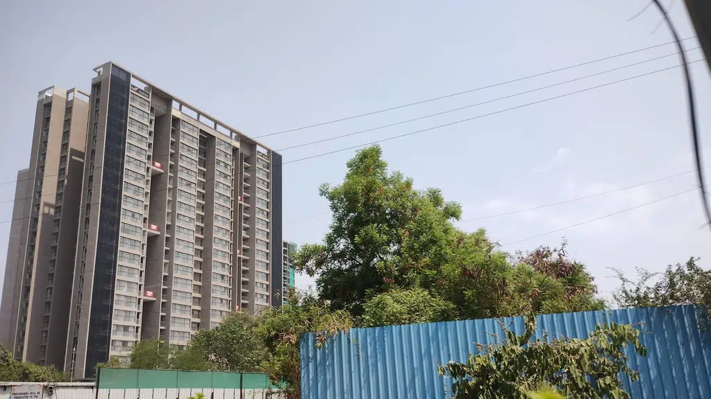 Signature Estates Pune