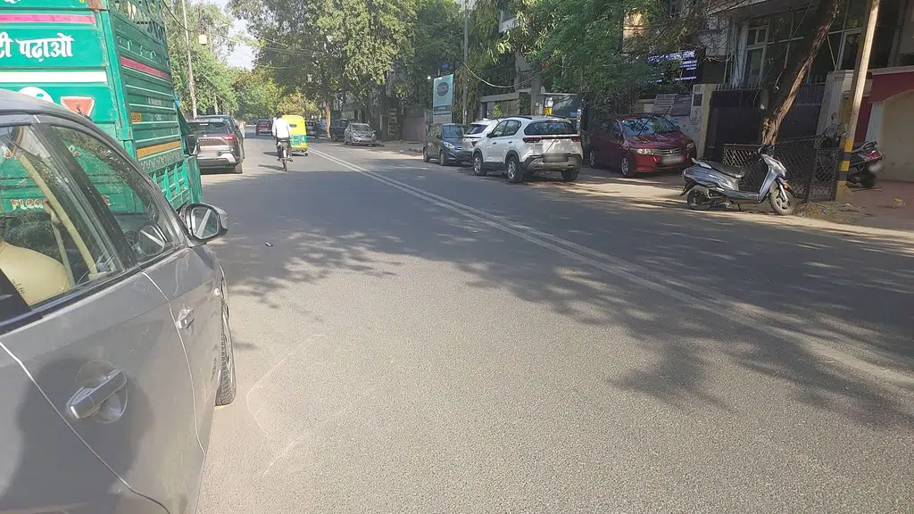 Krishna Market-Jhilmil Colony