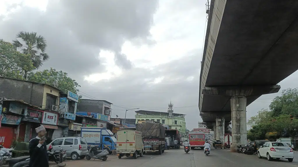 Rustom Market