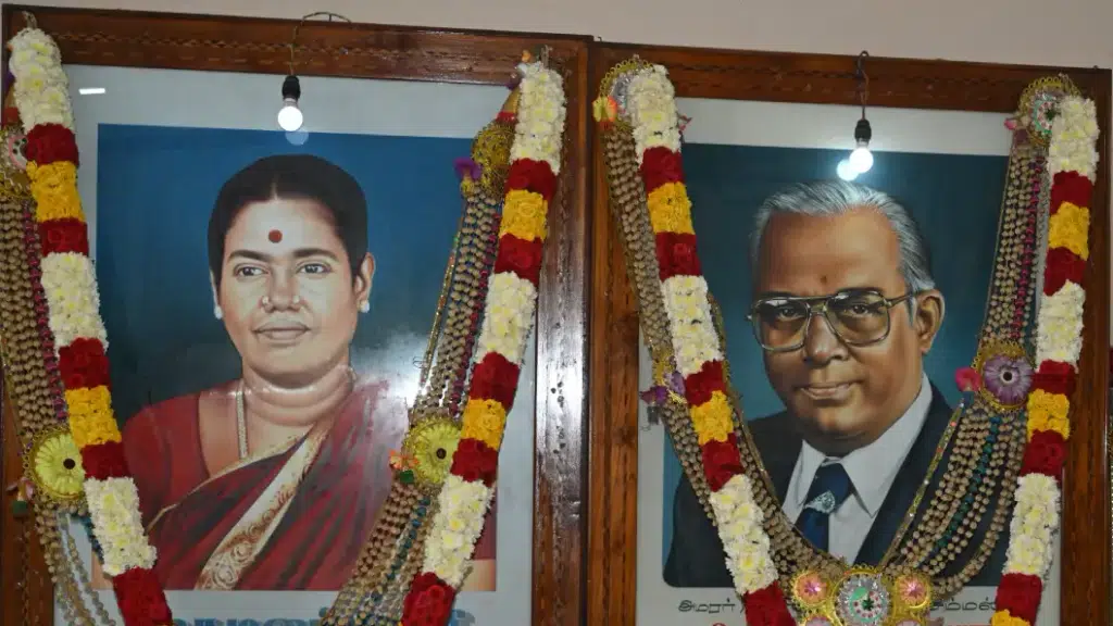 Kamala Subramaniam Matric Higher Sec School 2006-2007 Batch