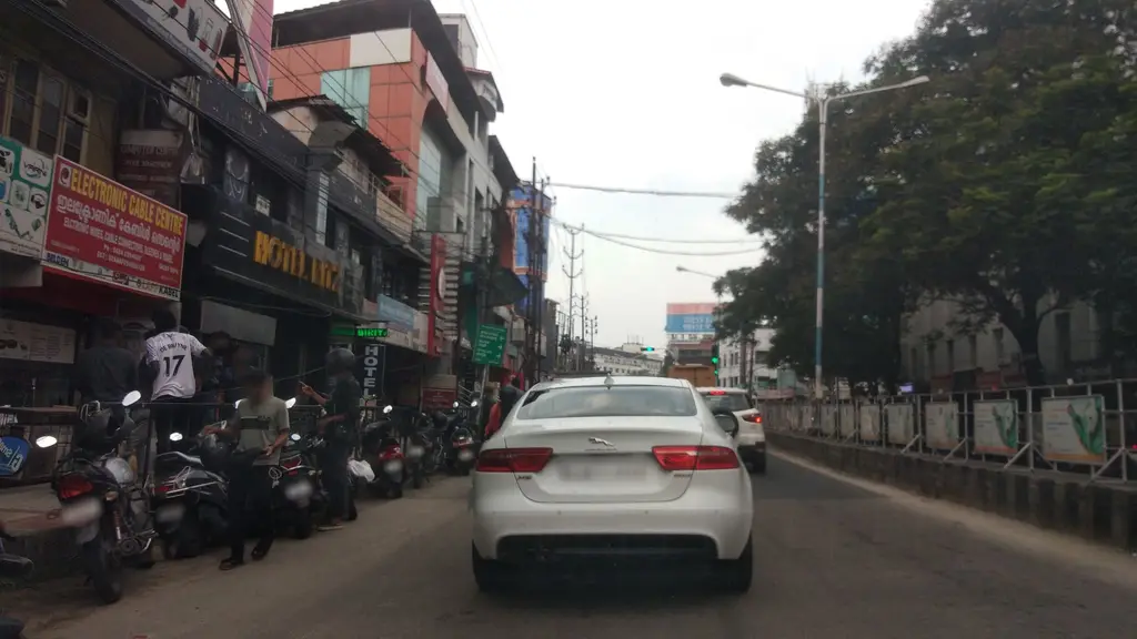 FTV Salon MG Road Kochi