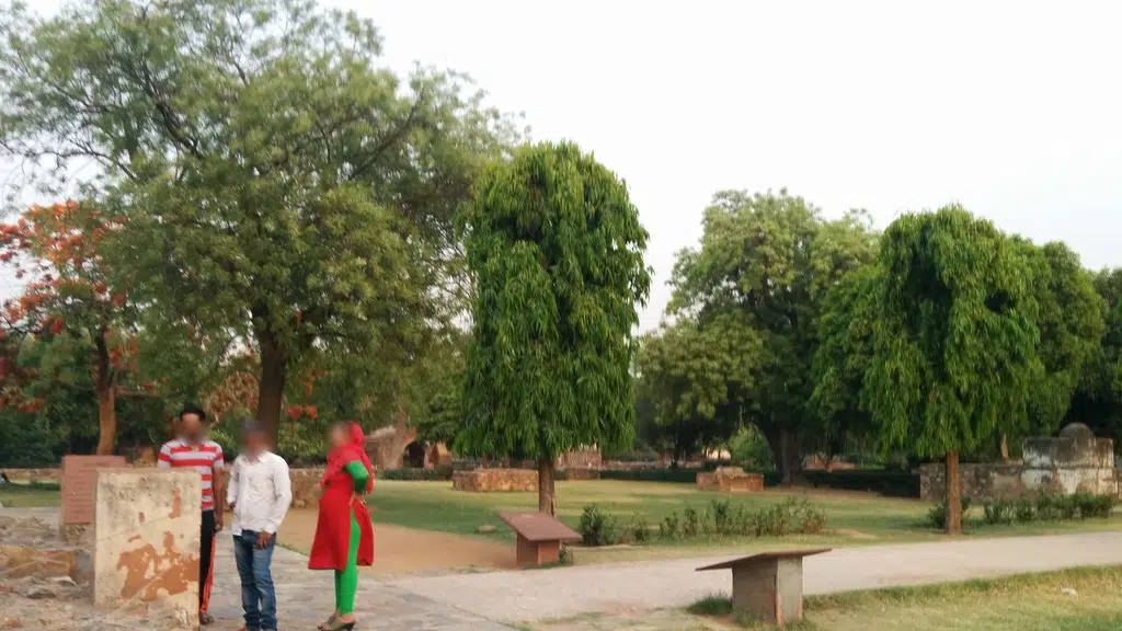Alai Minar
