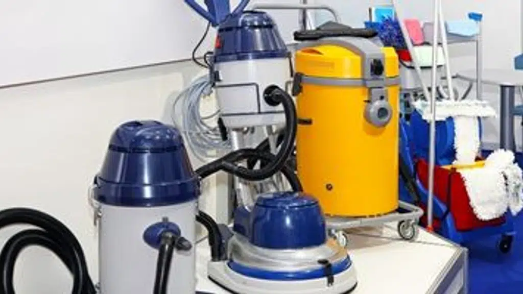 A Clean Club Machinery