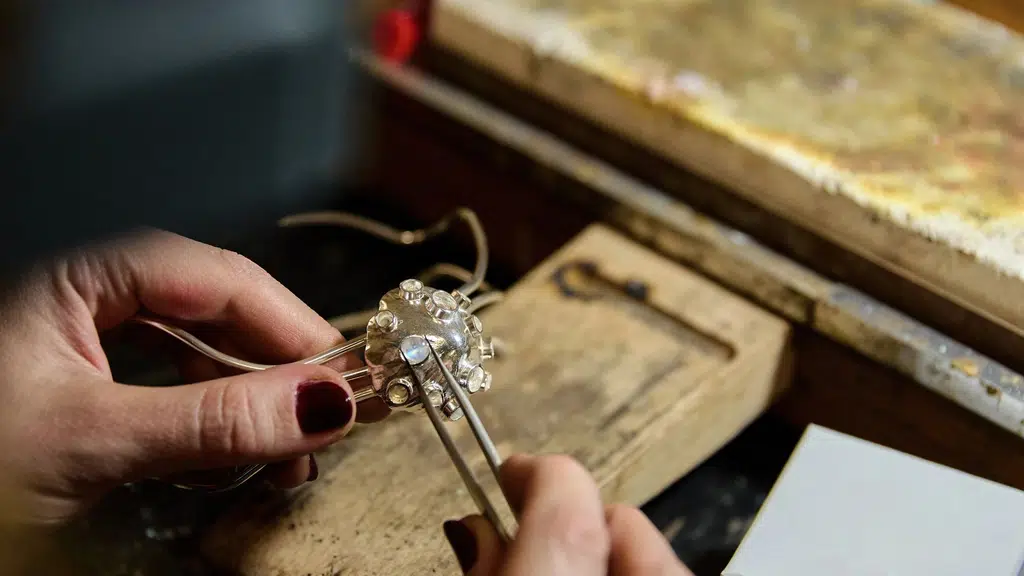 Budha Gems and Jewellers