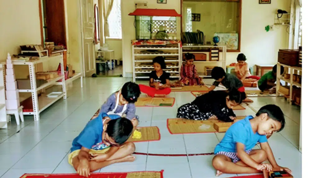 Srishti Montessori School - Chennai (Playschool)