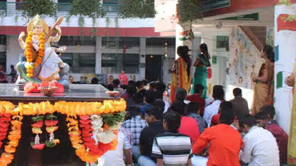 Vidya English Medium High School