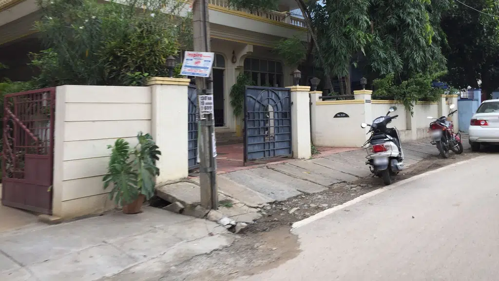 Charan's Public School