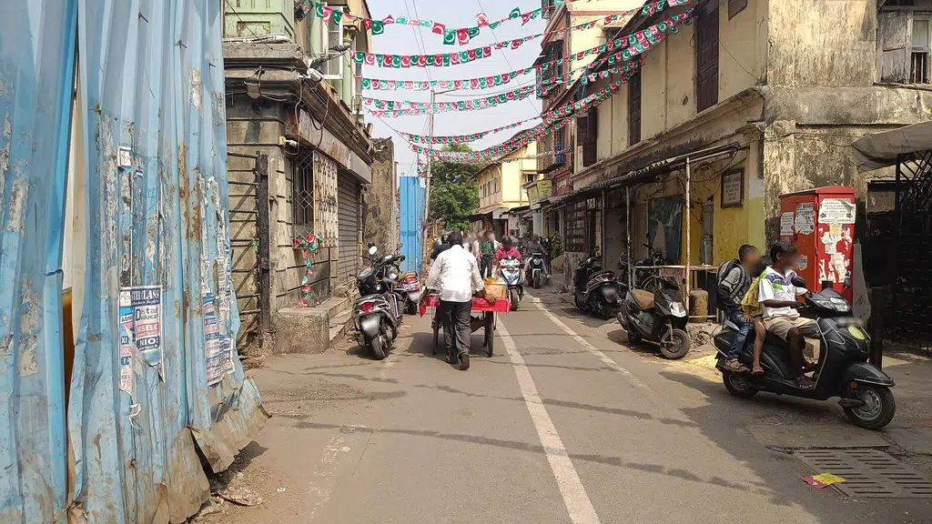 Antriksh Apartment