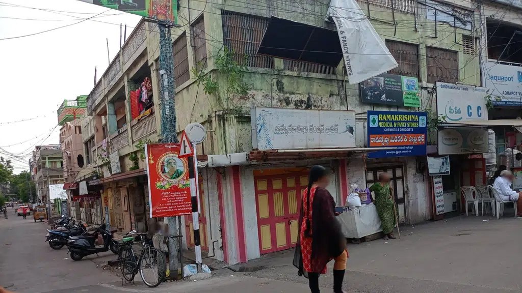Vasu Car Travels and Transport