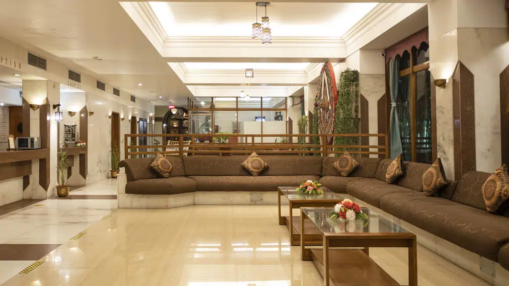 Hotel Rajmahal