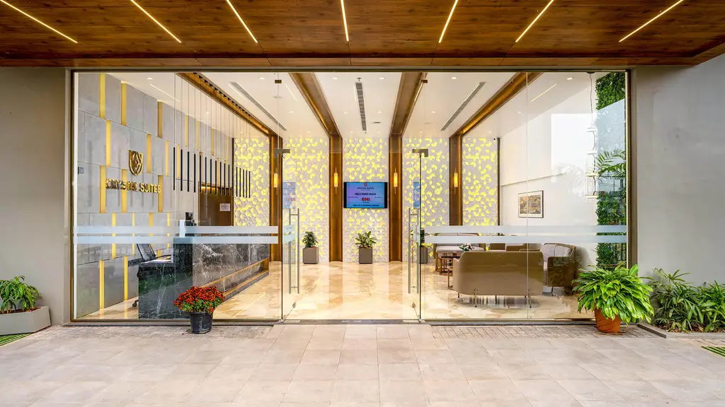 Hotel Crystal Suites - Vadakara