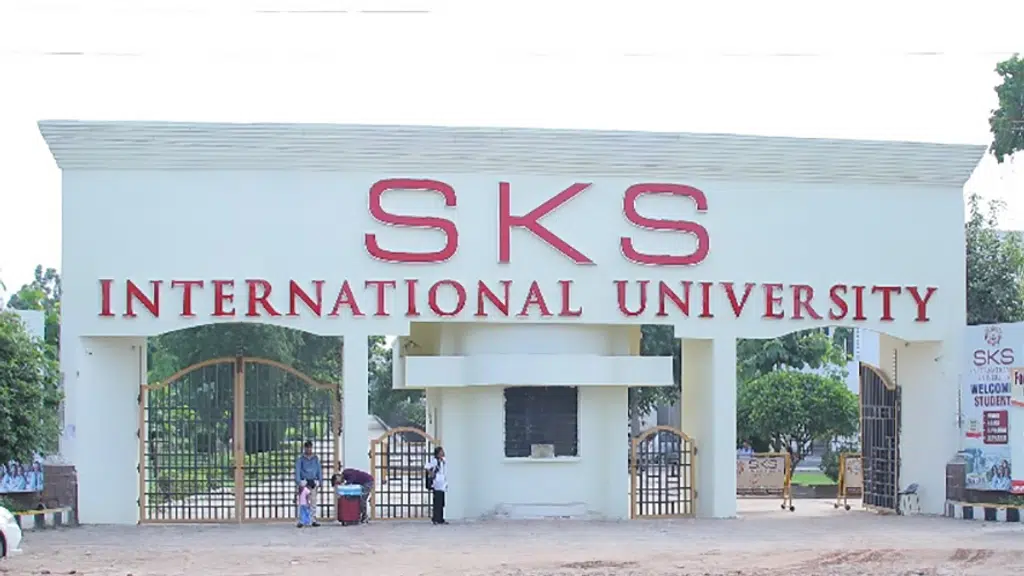 SKS International University