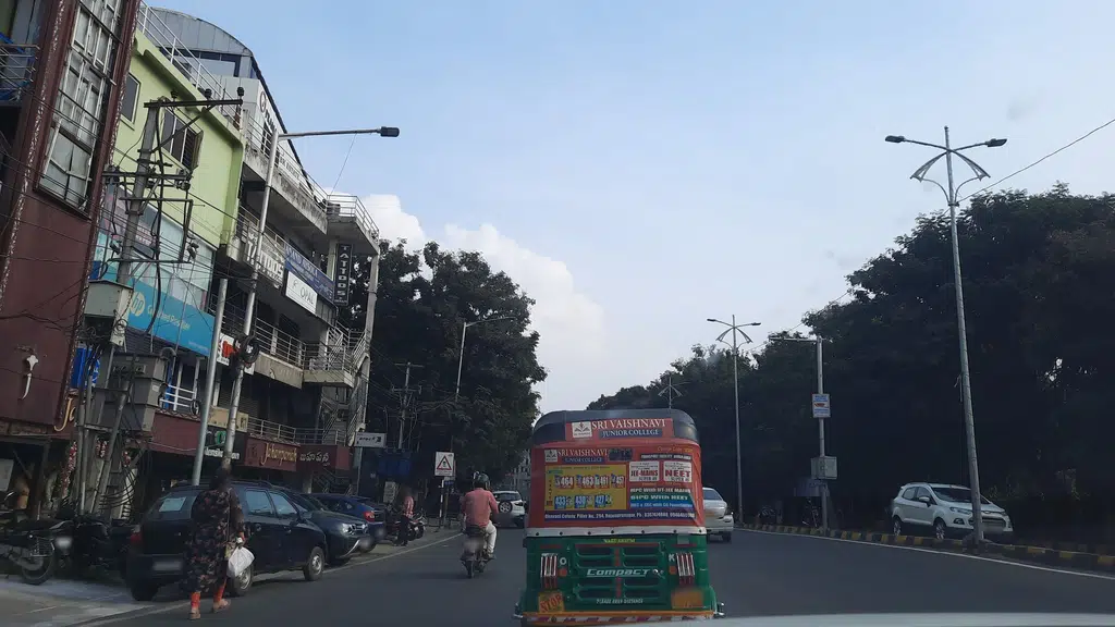 Chota Mola Ali Dargah