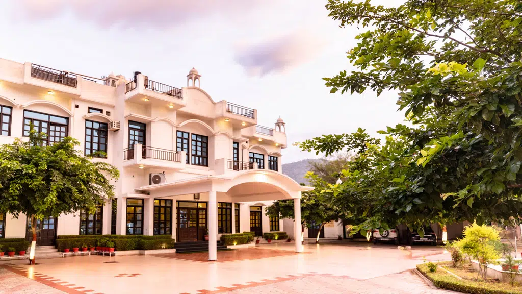 Sariska Palace