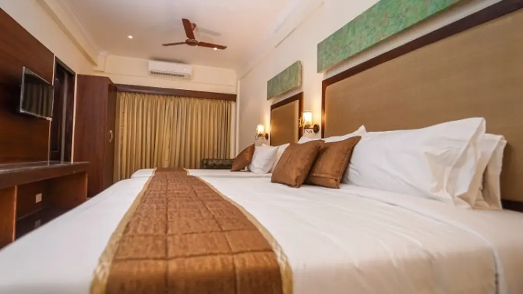 Hotel Comorin Grand