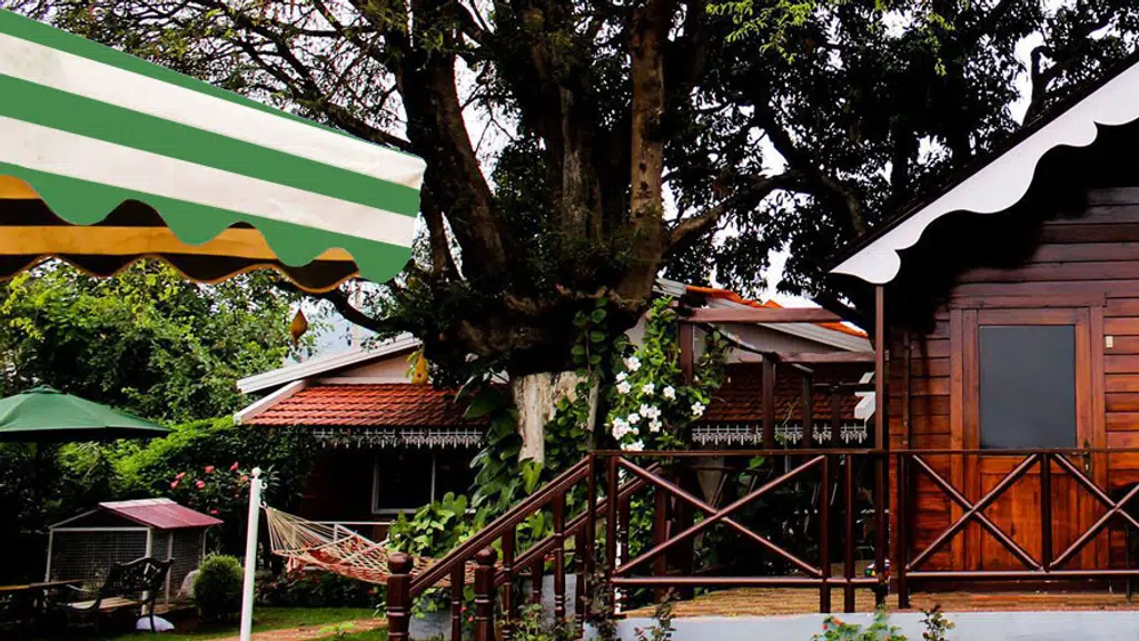 Mountain Valley, Home Stay.
