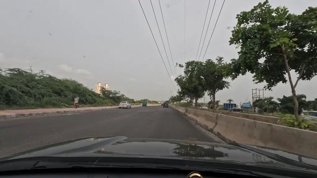 Shapoorji Pallonji Sector 102