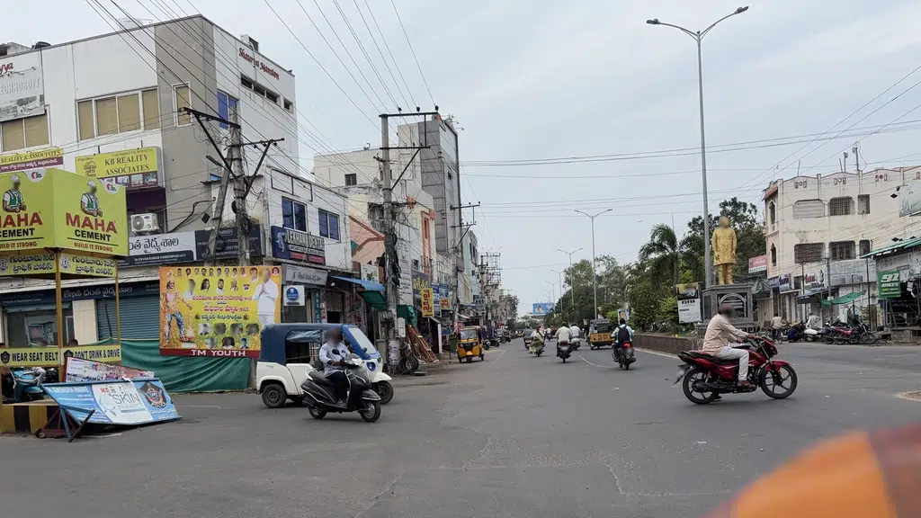 Lakshmi Sri Mahila Lok Gift Centre