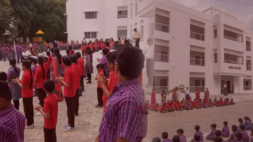 Rose Bud School