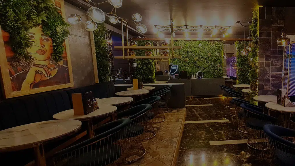 Horn Please Resto Cafe