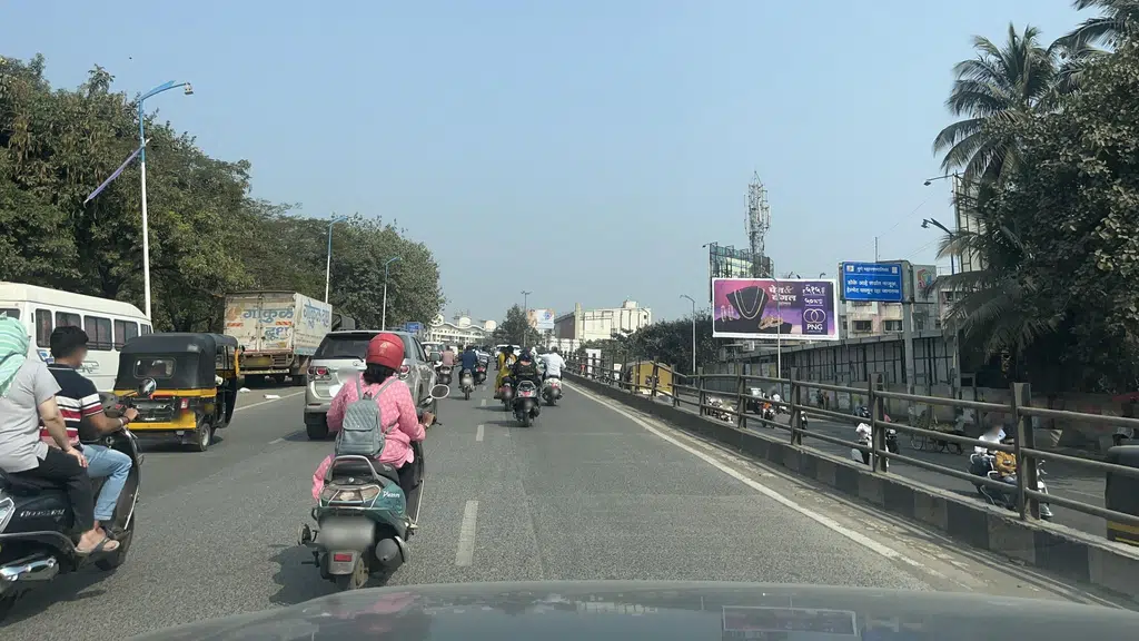 Om Automobiles