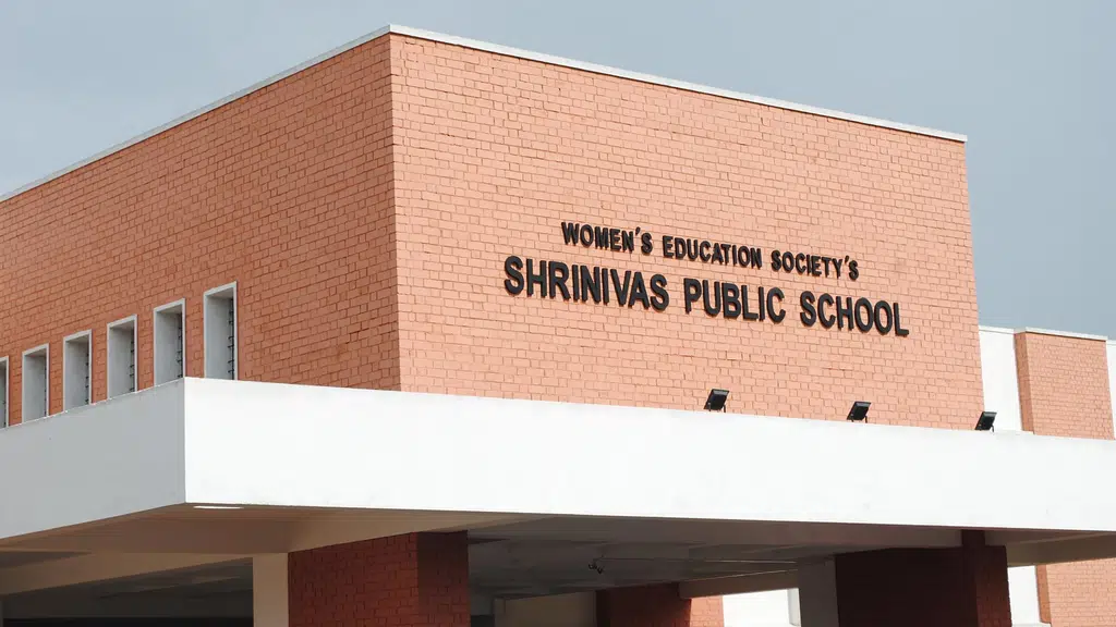 Shrinivas Public School, Nagpur.